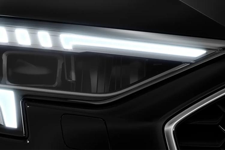 3957819 1.5 TFSI e 204 Black Edition 5dr S Tronic