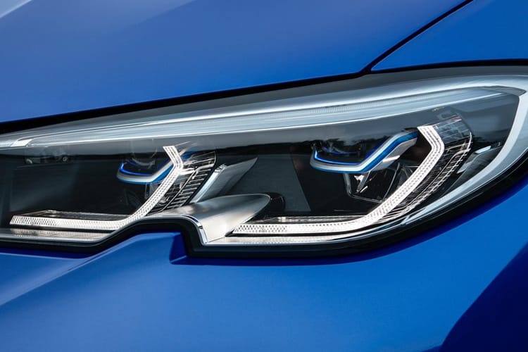 3846546 330e 22.3 kWh M Sport 4dr Step Auto [Pro Pack]