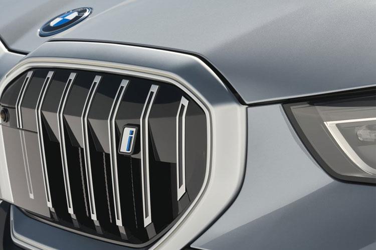 3815075 250kW eDrive40 Sport Edition 84kWh 4dr At Tec+Cmf+