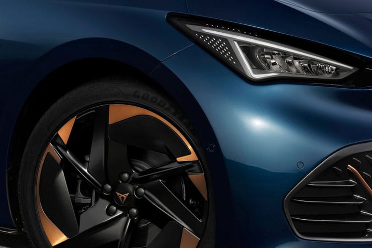 3958762 170kW e-Boost V2 79kWh 5dr Auto