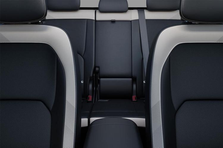 3980441 160kW GT-Line S 81.4kWh 5dr Auto