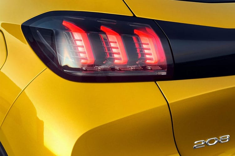 3025452 1.2 PureTech 100 Allure Premium + 5dr EAT8