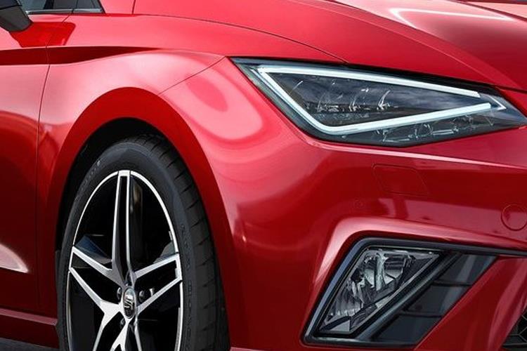 3947018 1.0 TSI 115 FR Black Edition 5dr