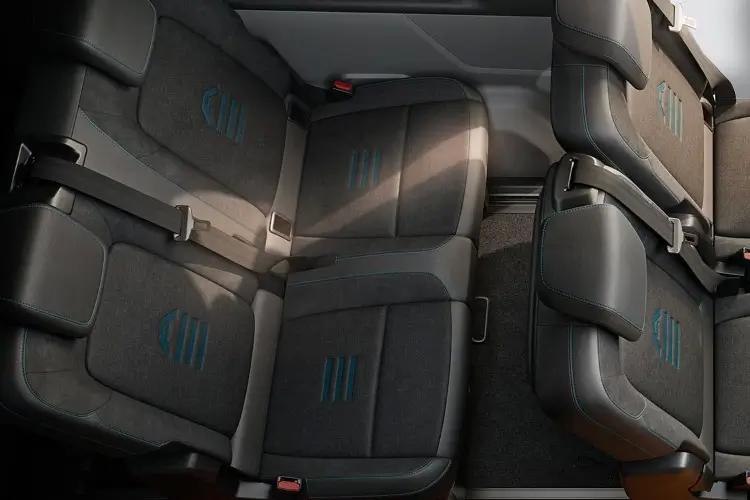 3844739 2.0 EcoBlue 110ps H1 Kombi Trend 9 Seater