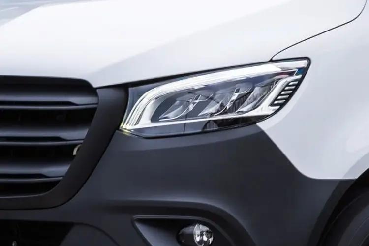 3972080 150kW 113kWh Pro Van Auto