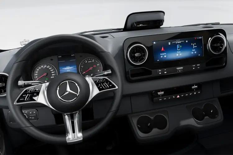 3972080 150kW 113kWh Pro Van Auto