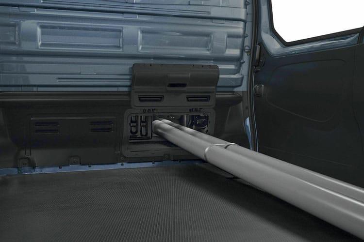 3735808 SL30 Blue dCi 130 Advance [Safety] Van