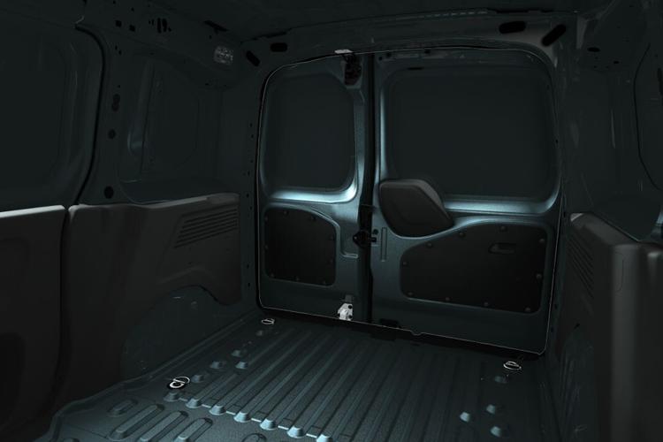 3781369 100kW Pro 50kWh H1 Van Auto